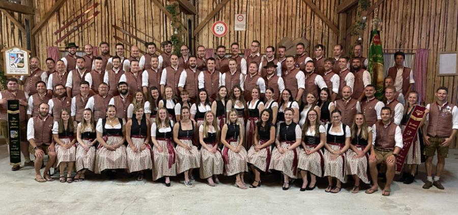 Sommerfest mit unseren Festdamen